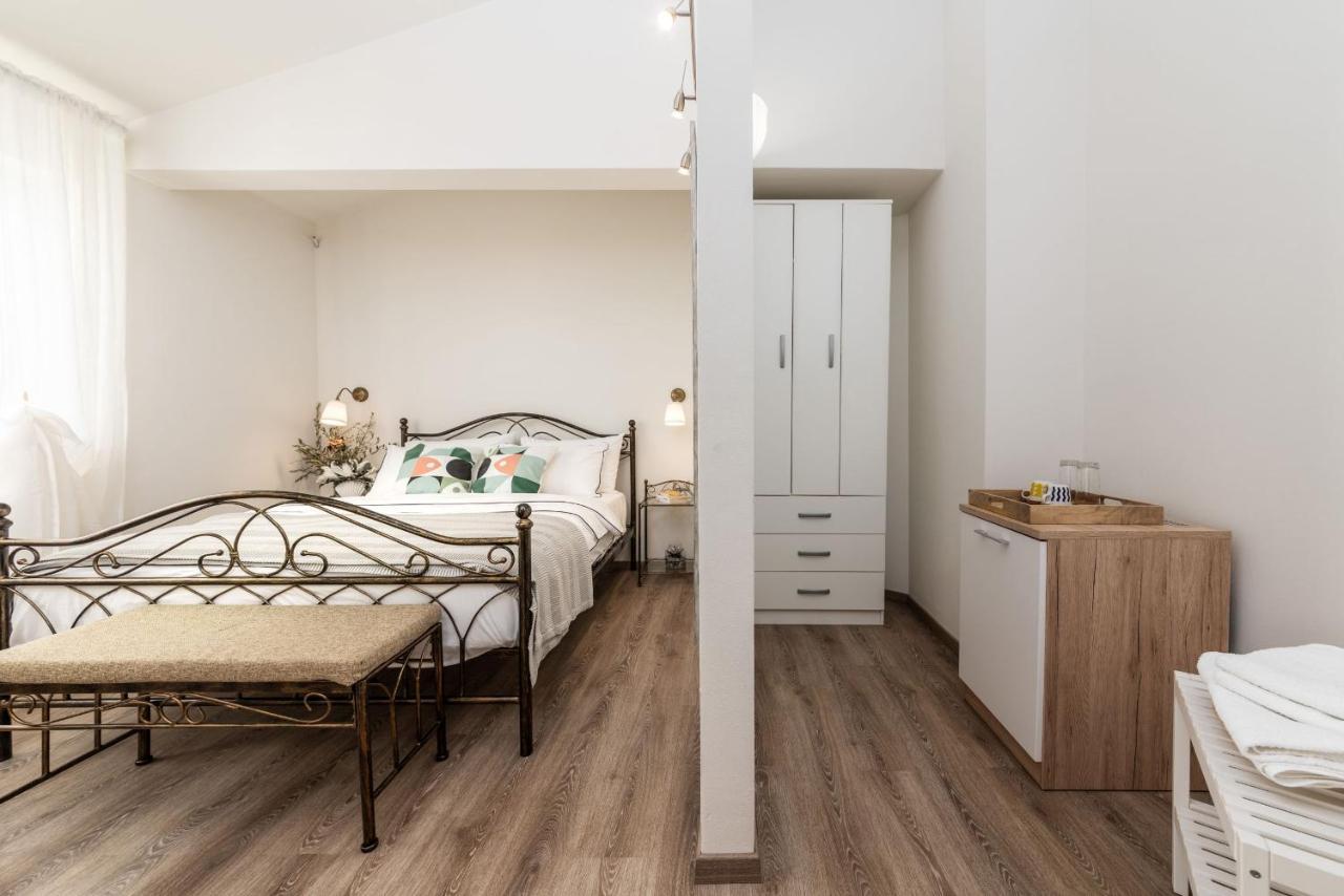 Rooms Karolina Фунтана Екстер'єр фото